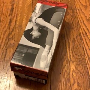 Capezio Glisse pointe shoes